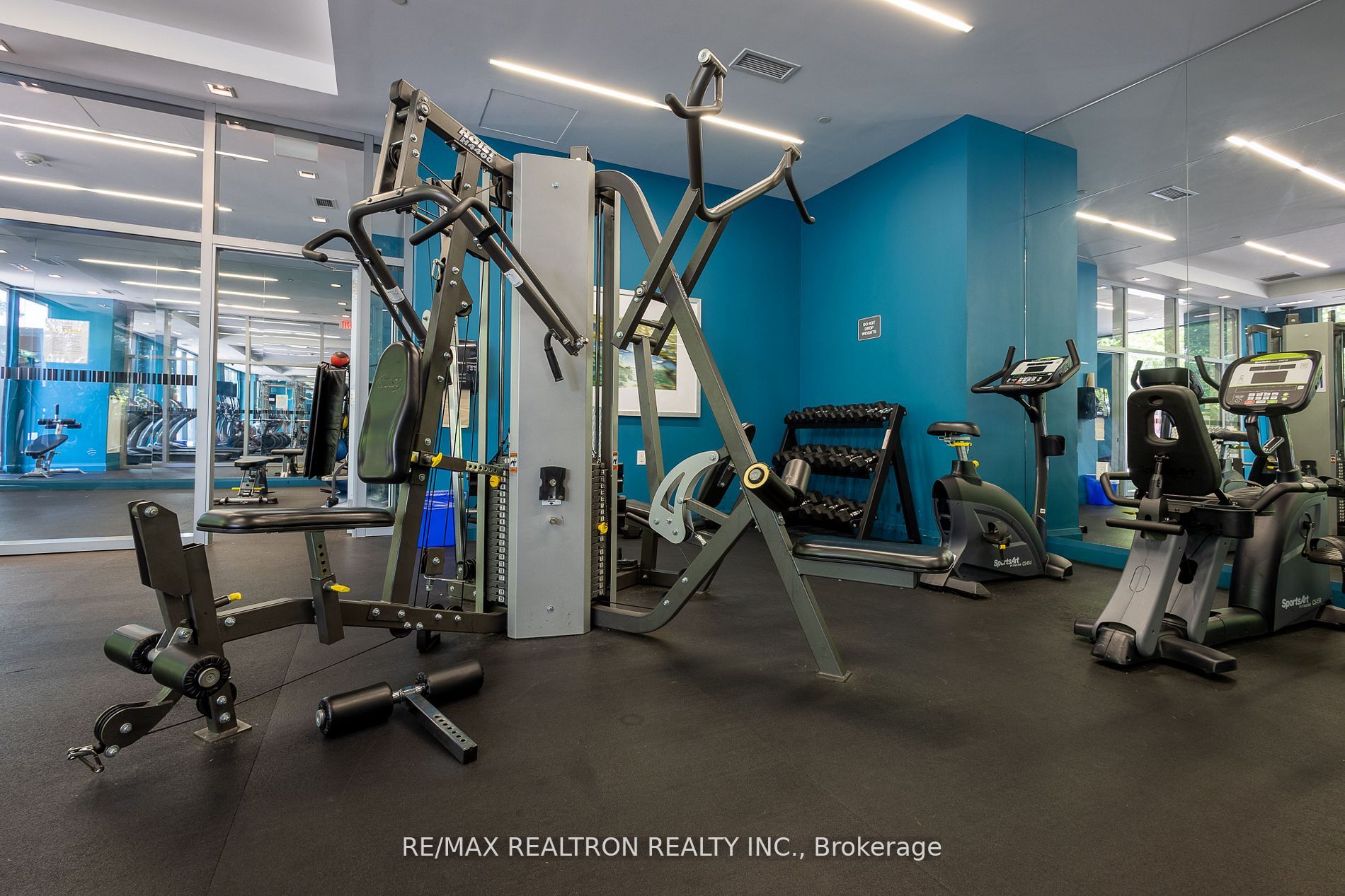 525 Adelaide Street W #1712