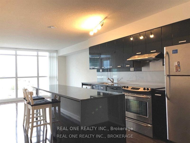 19 Singer Court, #1020