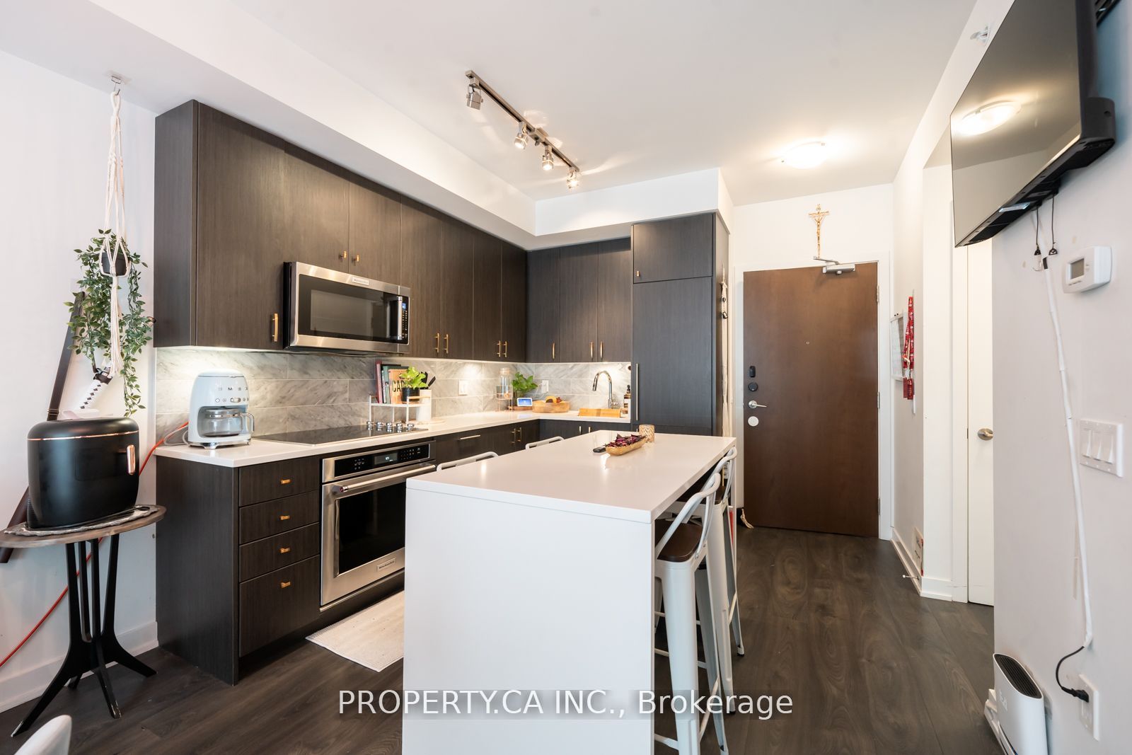 38 Iannuzzi Street, #304