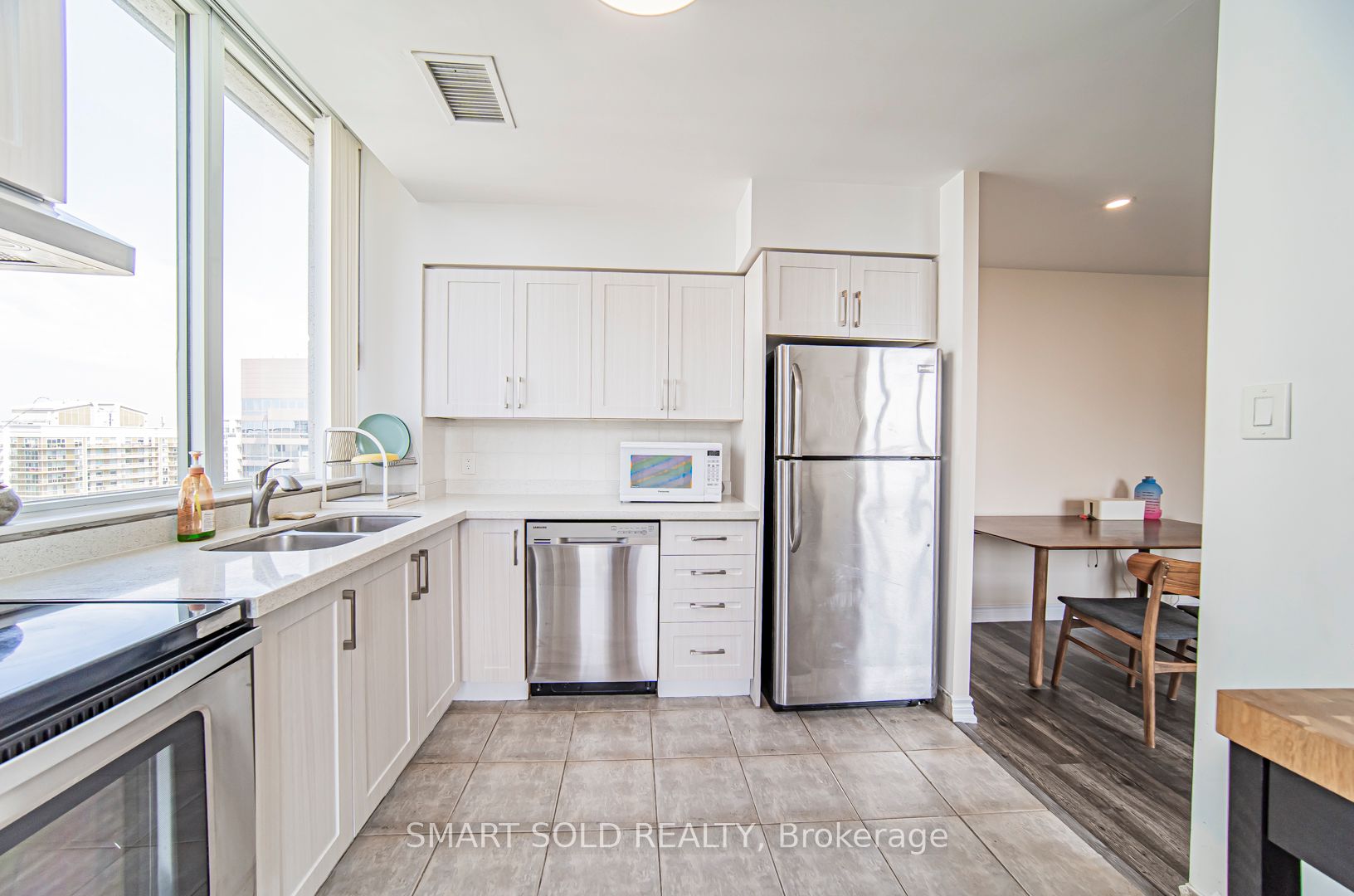 256 Doris Avenue, #Ph210