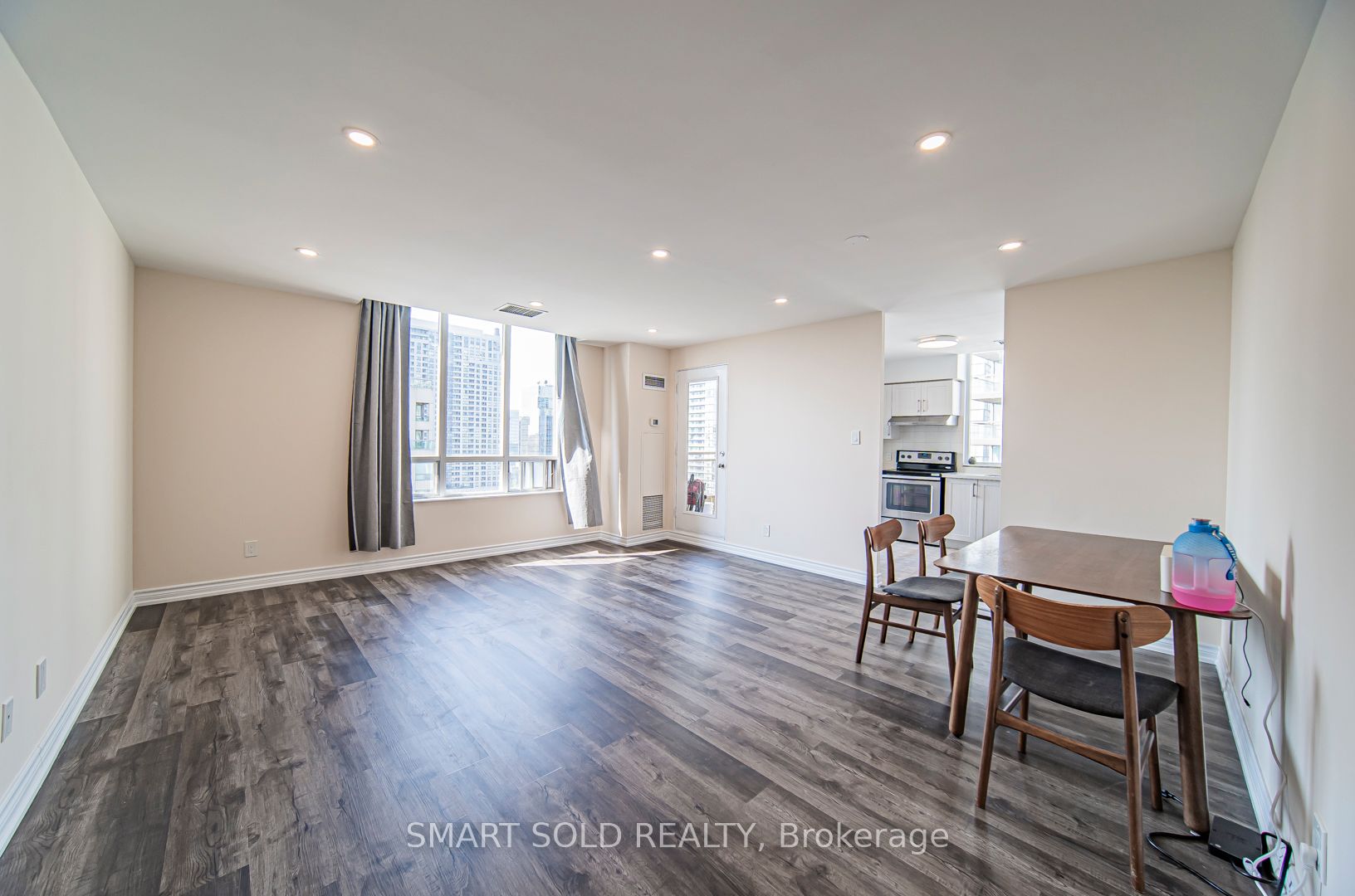 256 Doris Avenue, #Ph210