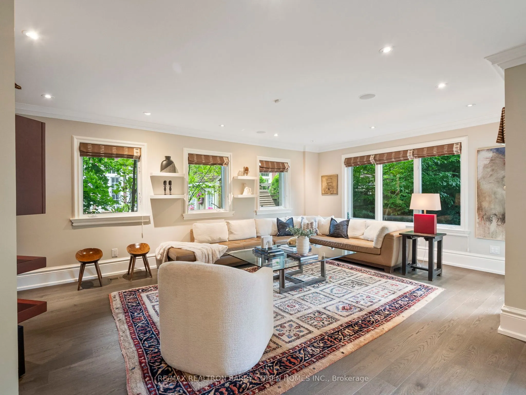 16 Clarendon Avenue