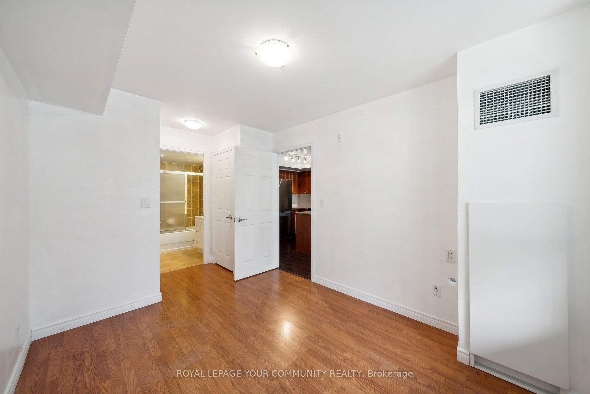 225 Wellesley Street E #407