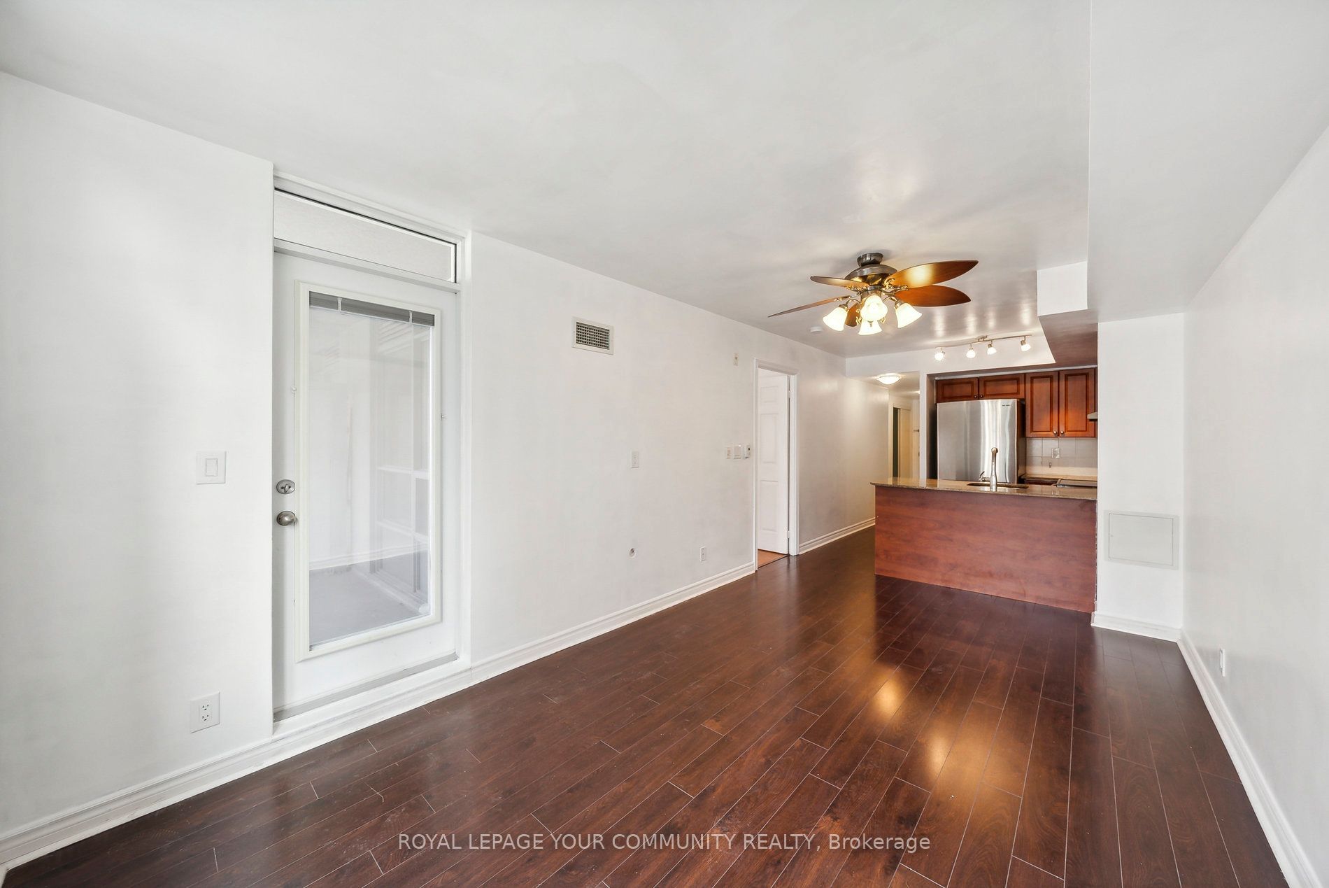 225 Wellesley Street E #407