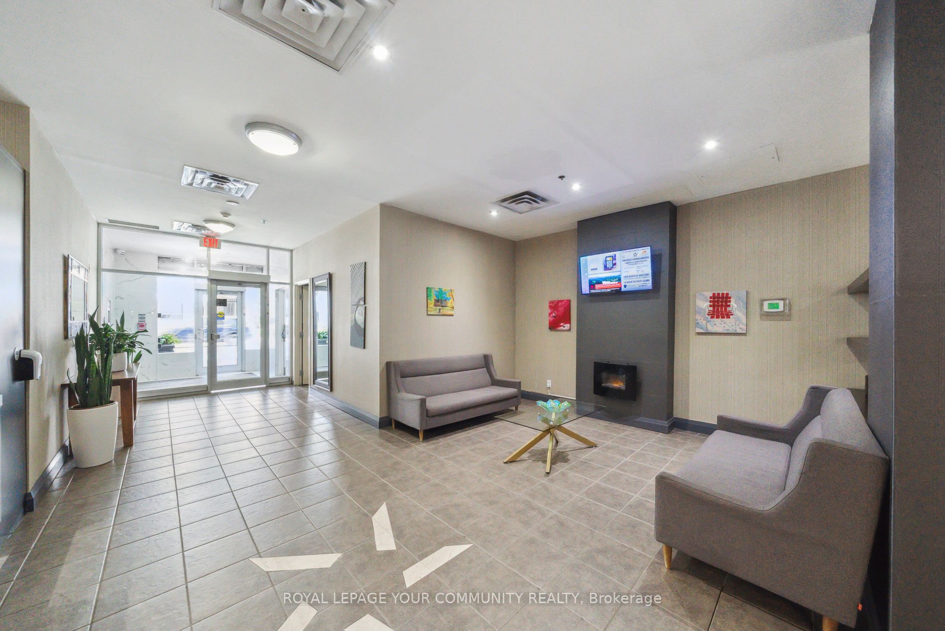 225 Wellesley Street E #407
