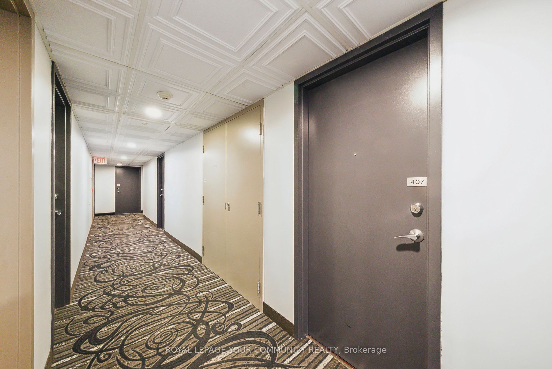 225 Wellesley Street E #407