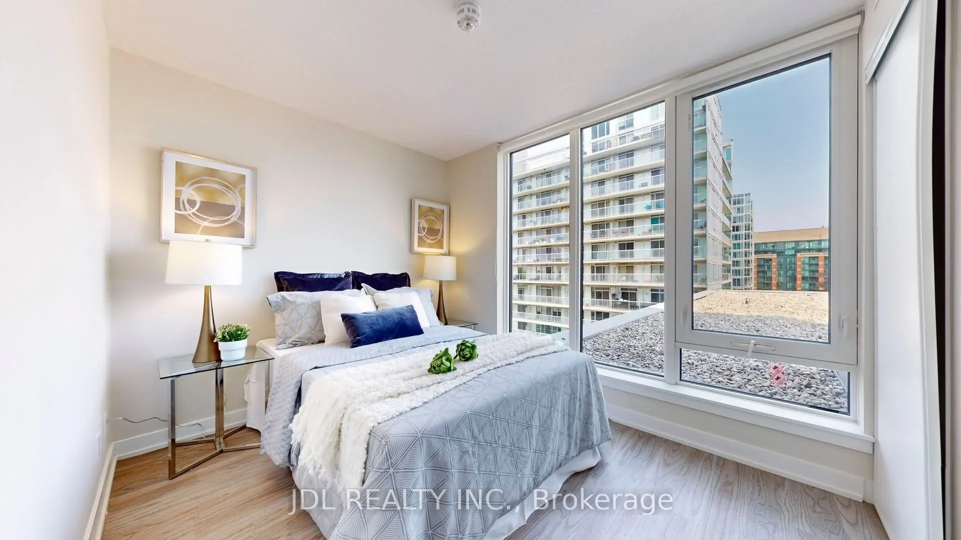 38 Monte Kwinter Court, #801