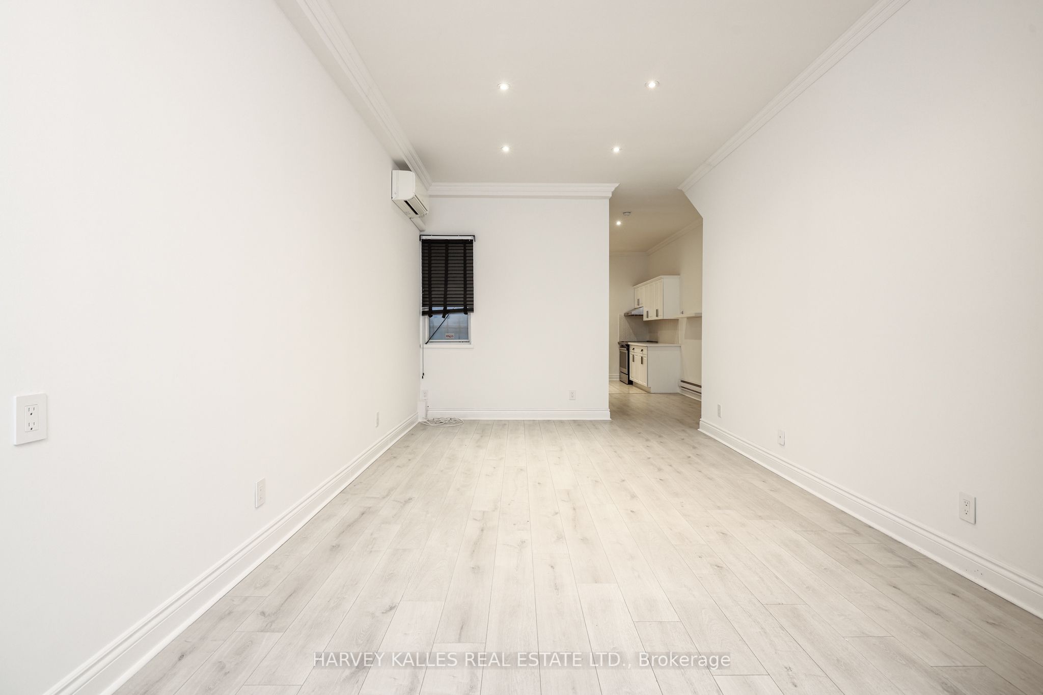 530 Richmond Street W