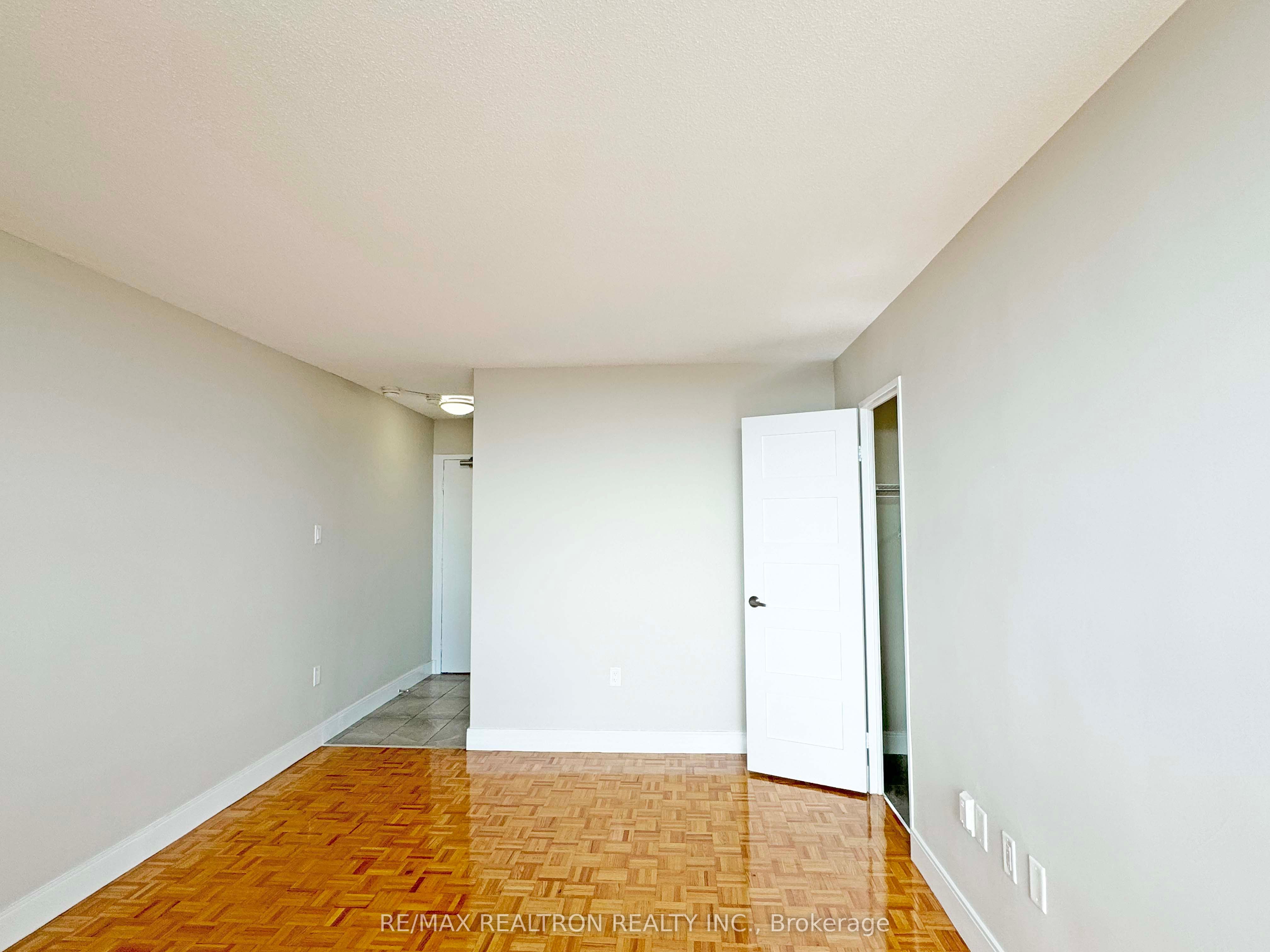 1500 Bathurst Street, #1201