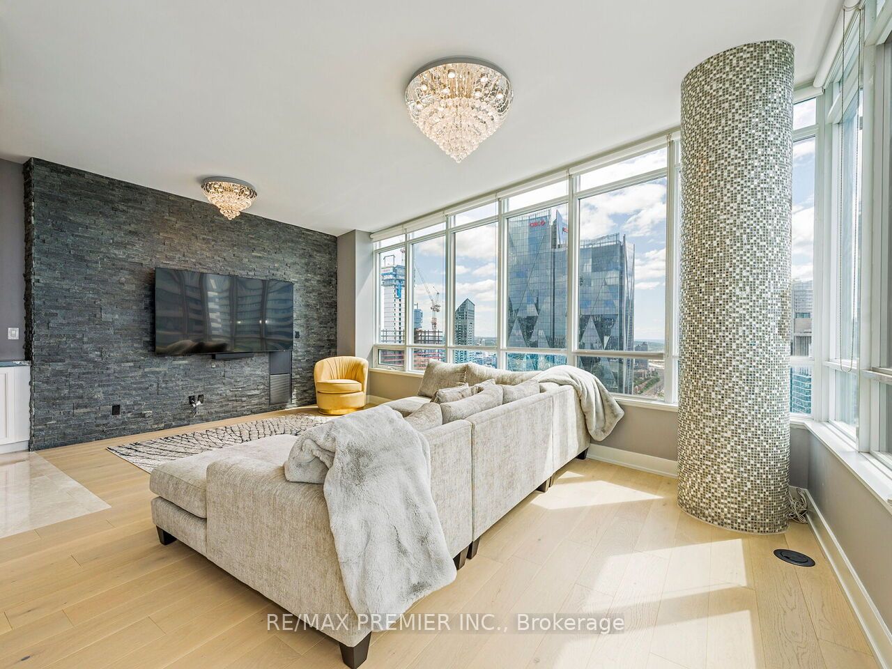65 Bremner Boulevard, #5104