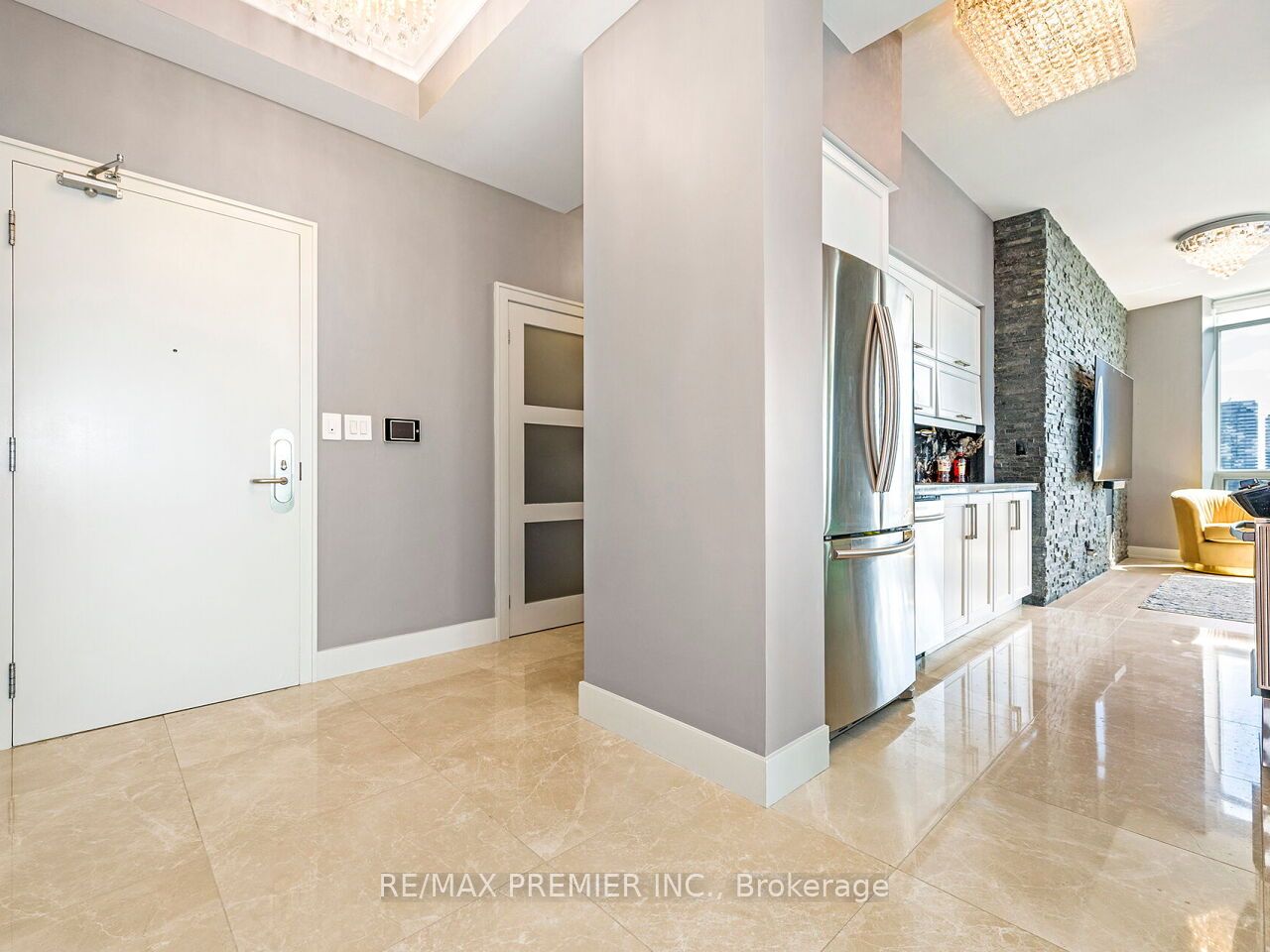 65 Bremner Boulevard, #5104