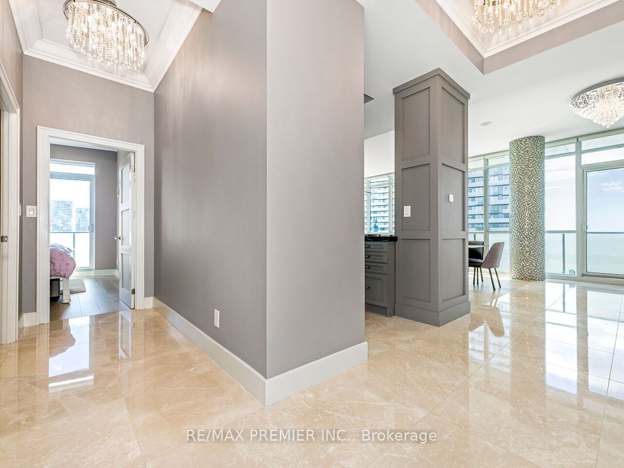 65 Bremner Boulevard, #5104