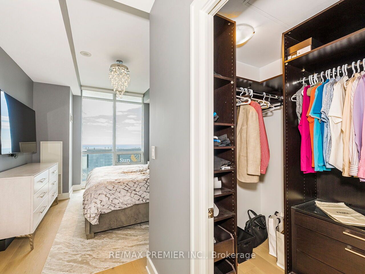 65 Bremner Boulevard, #5104