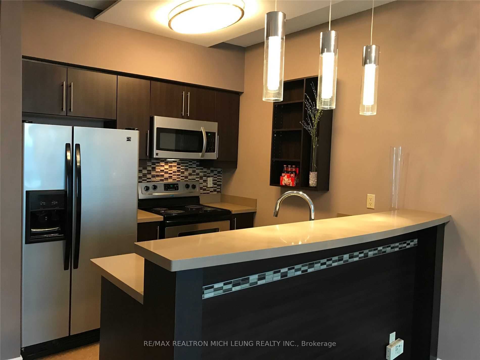 10 Yonge Street #3410