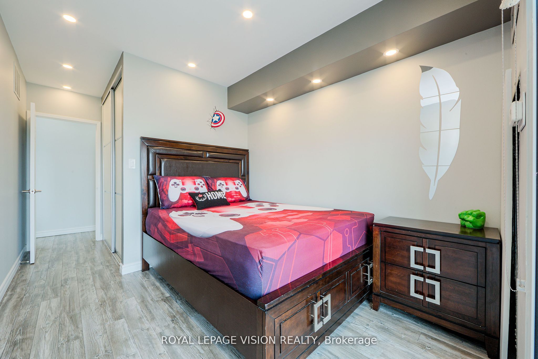 5 Concorde Place #1911