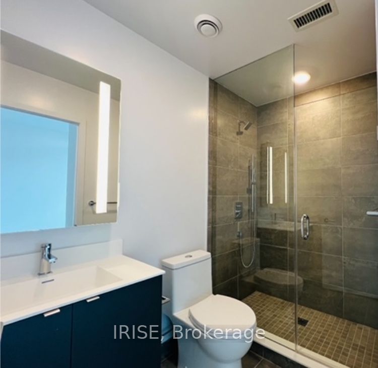 500 Dupont Street, #319