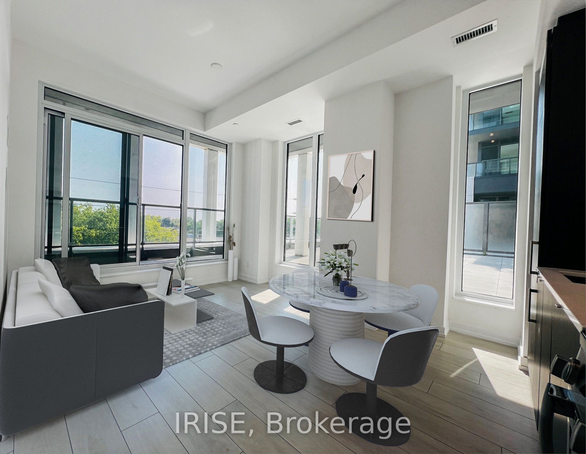 500 Dupont Street, #319
