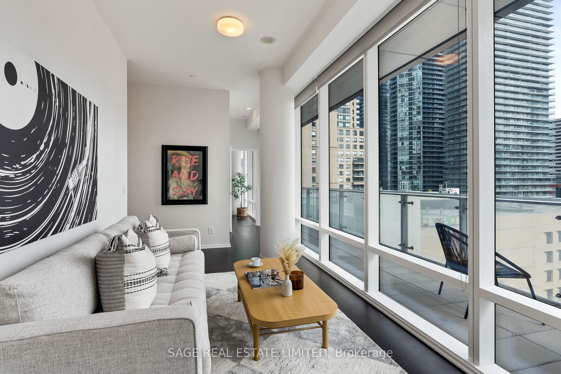 1 Bloor Street E #510