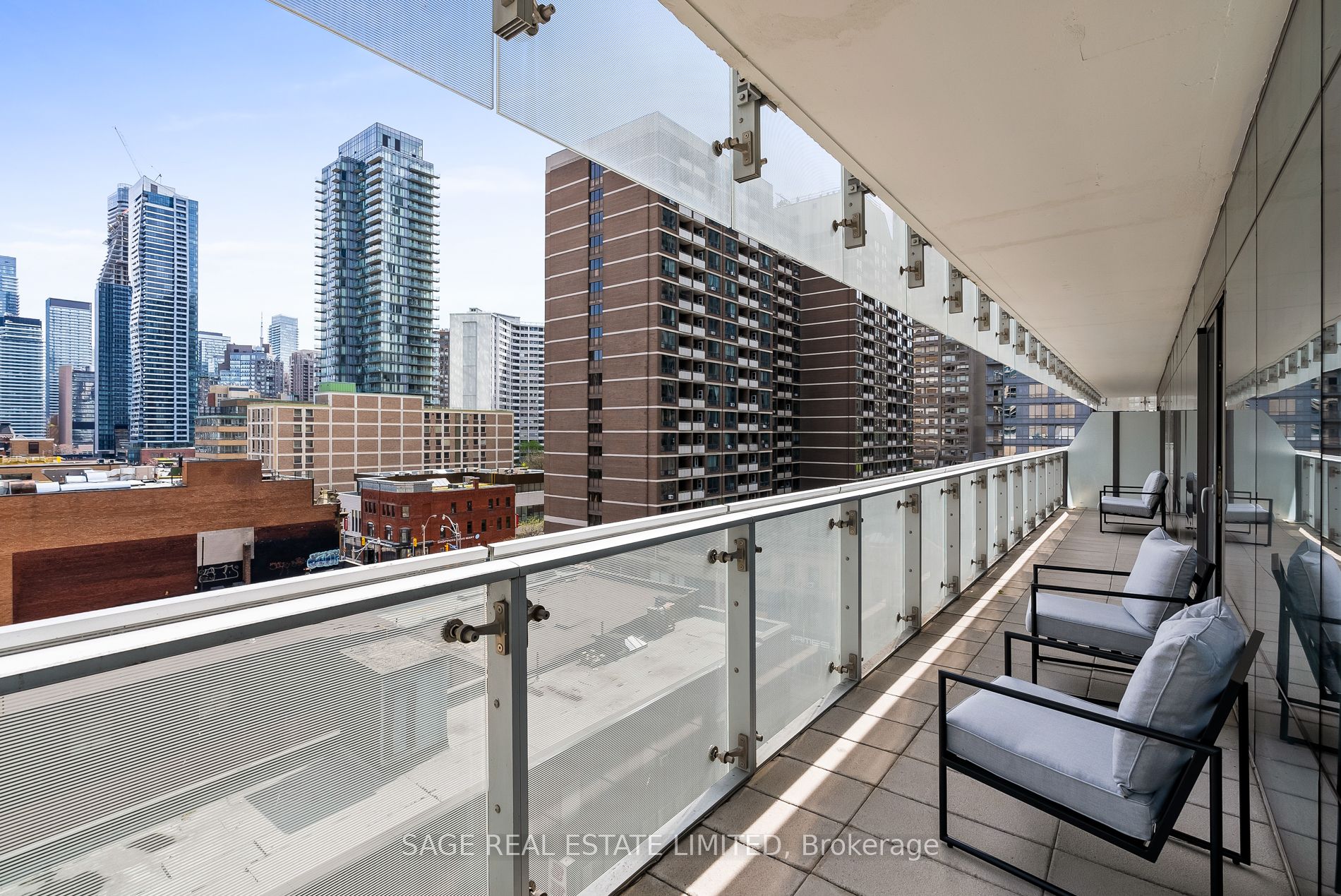 1 Bloor Street E #510