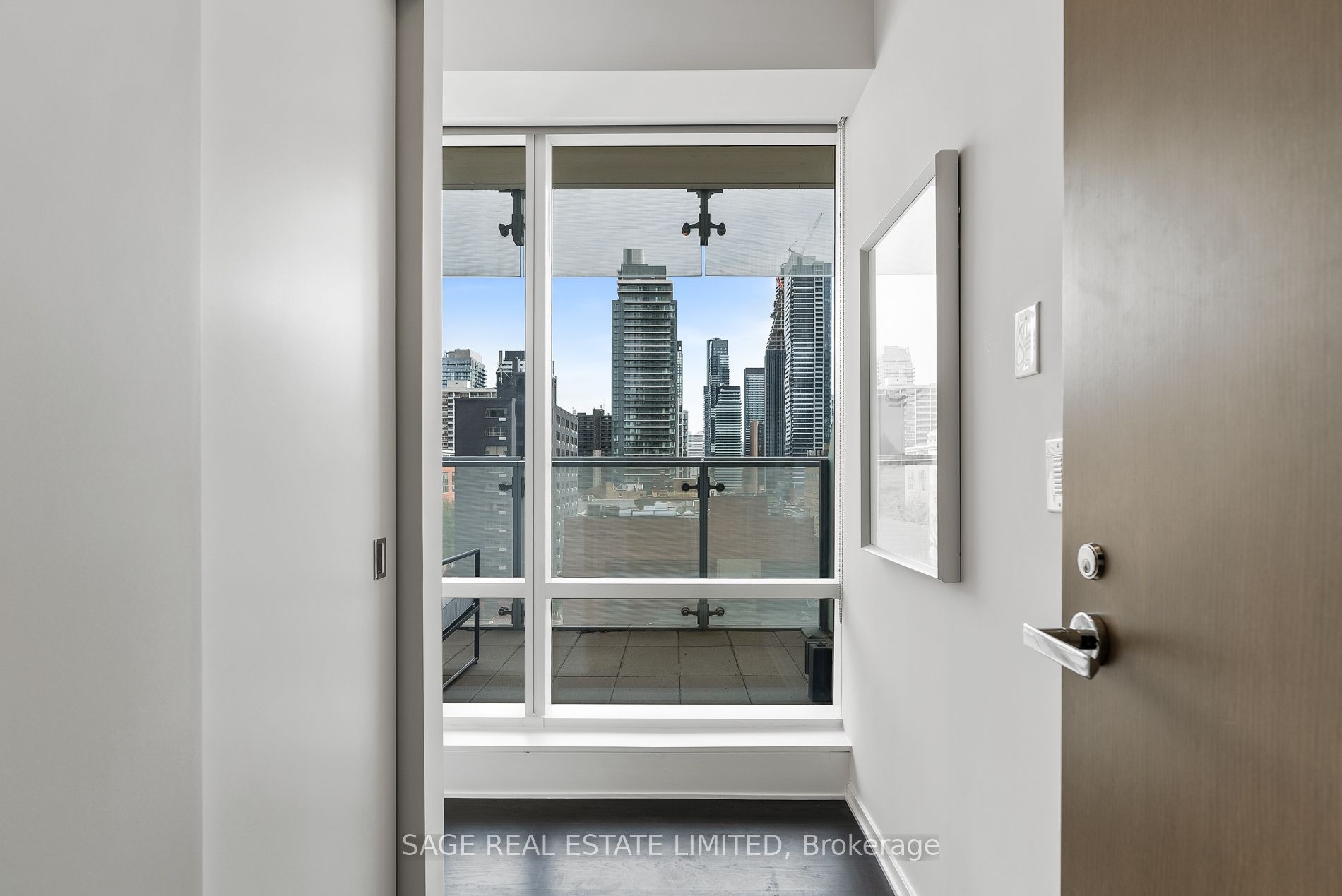 1 Bloor Street E #510