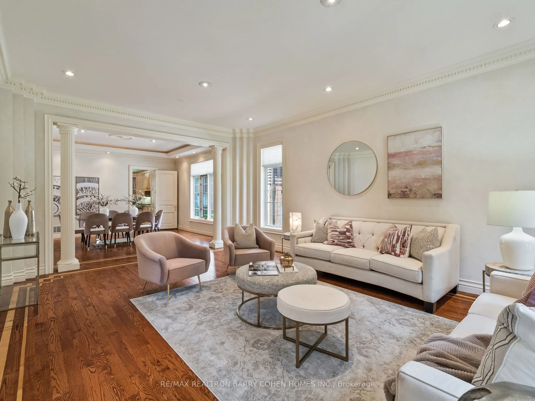 17 Paddock Court