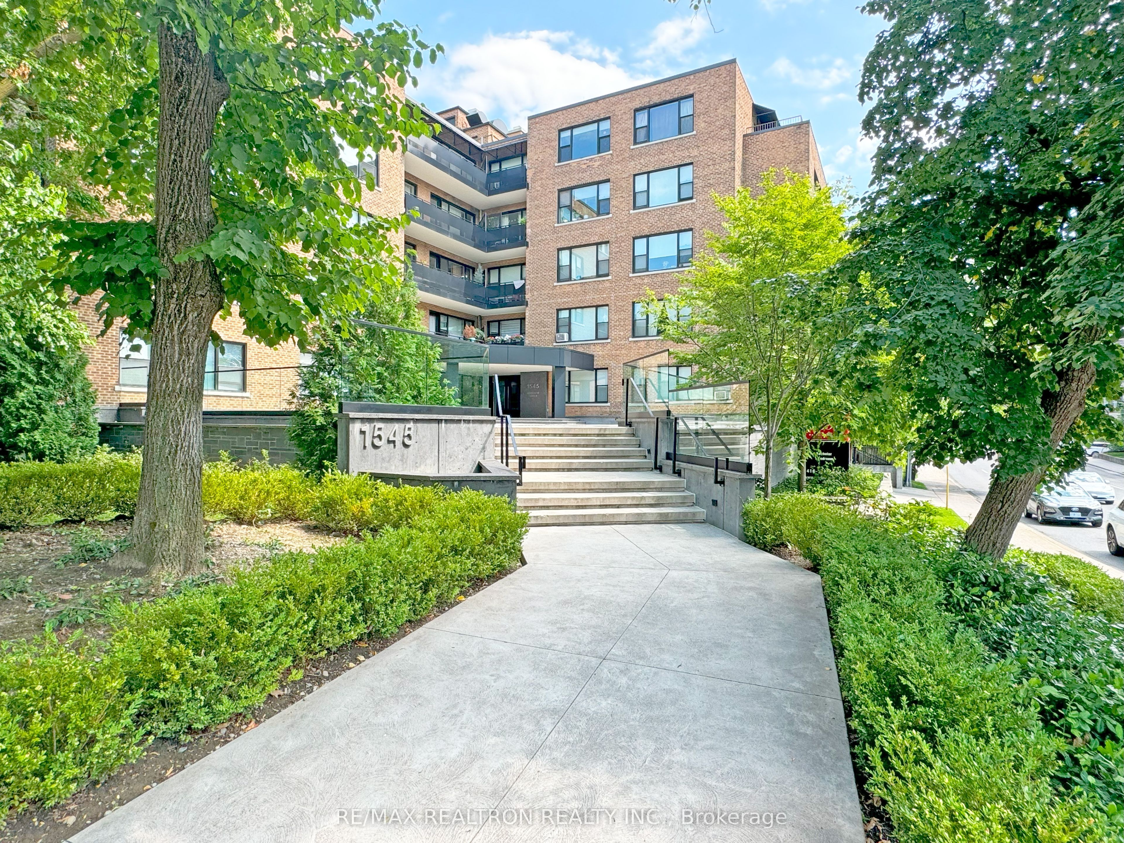 1545 Bathurst Street, #110
