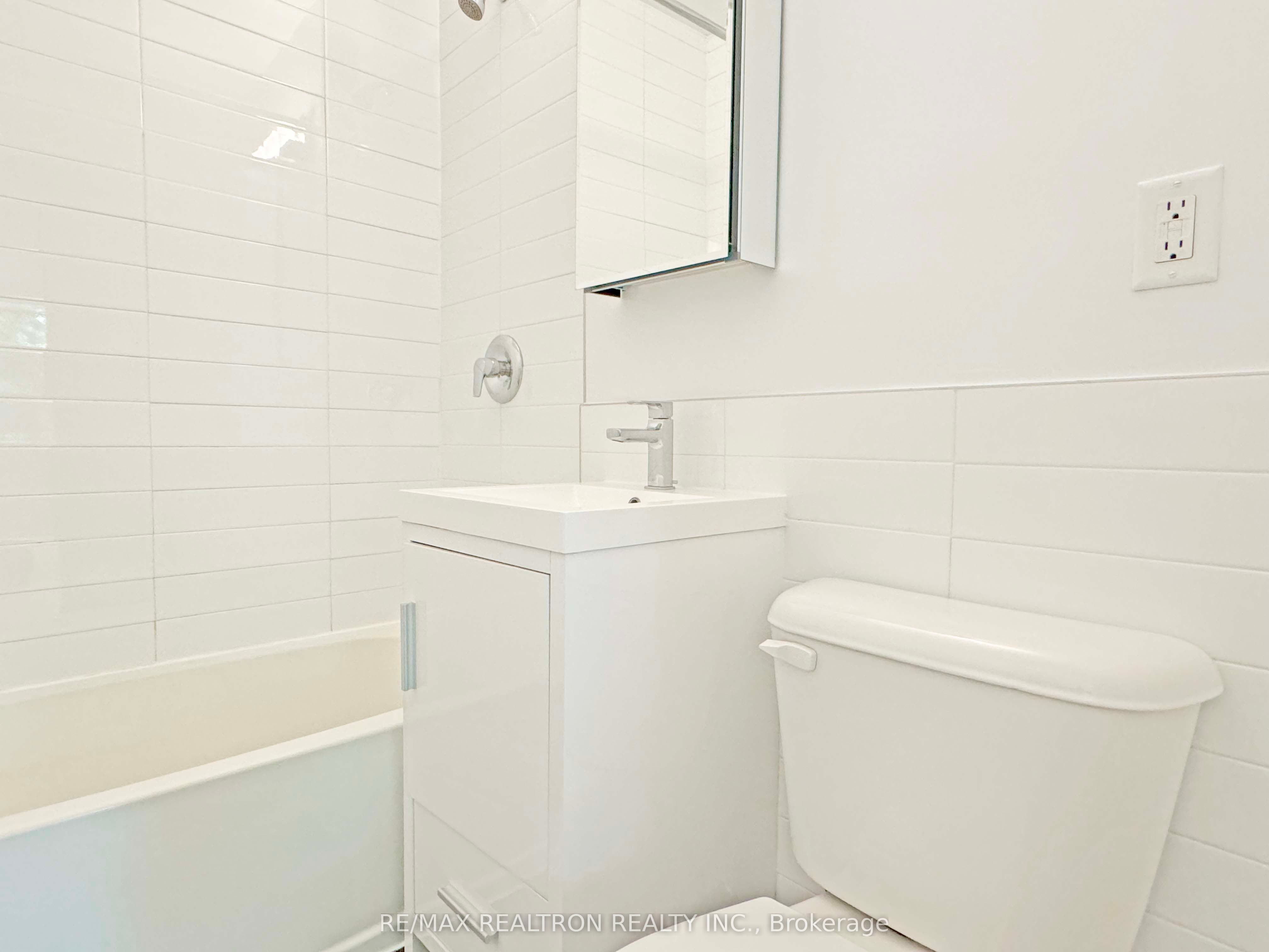 1545 Bathurst Street, #110