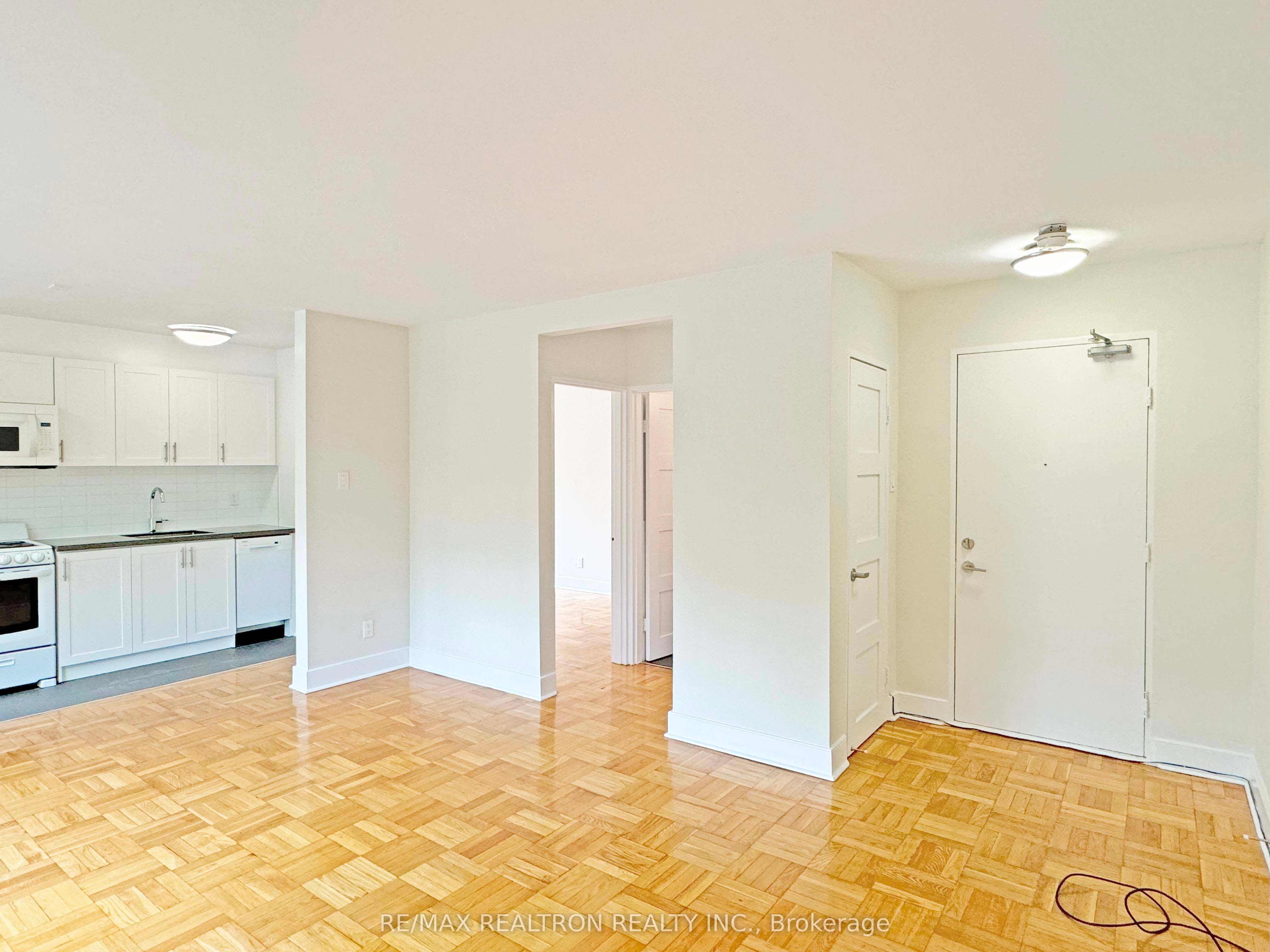 1545 Bathurst Street, #110