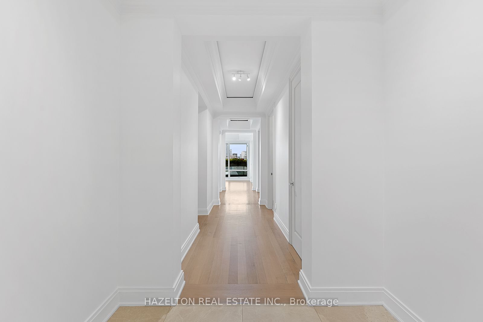 206 Bloor Street W #1402