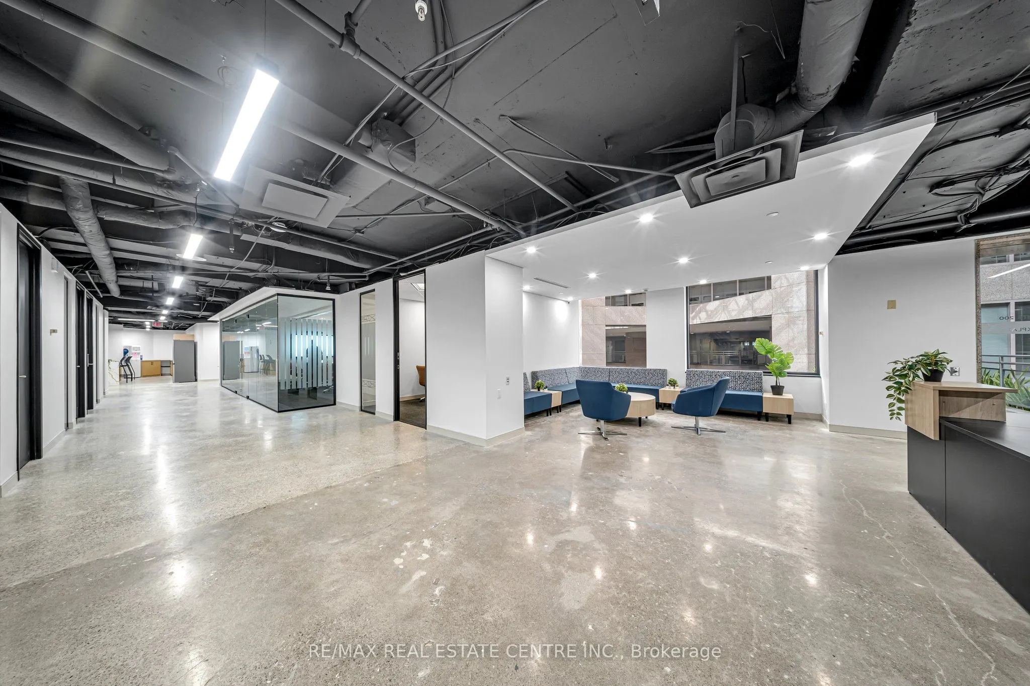 5700 Yonge Street Road #200 A