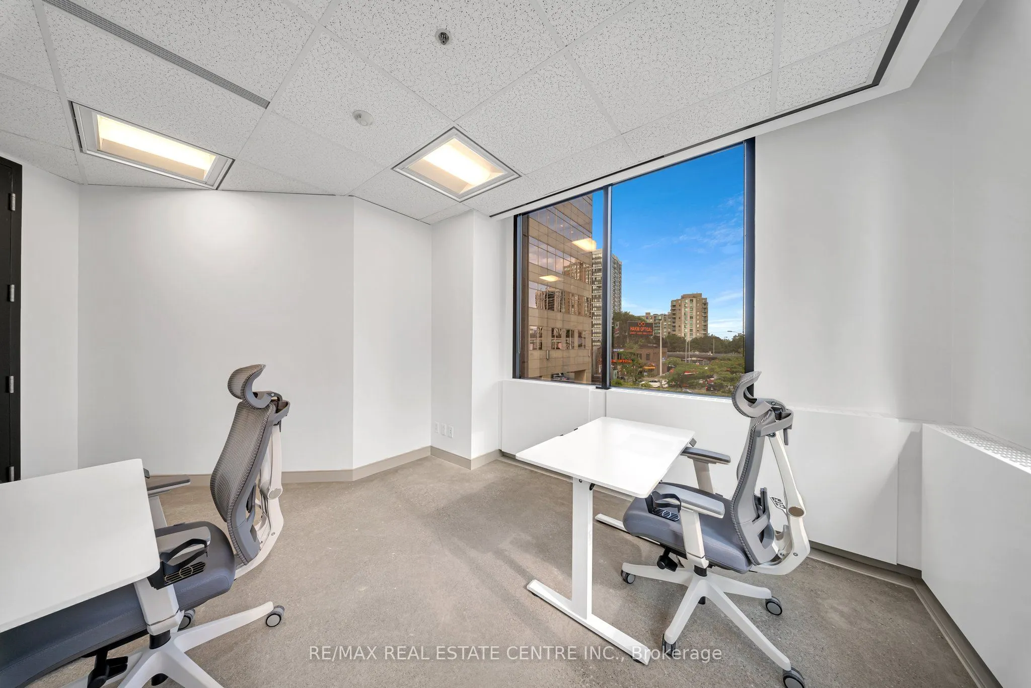 5700 Yonge Street Road #200 E