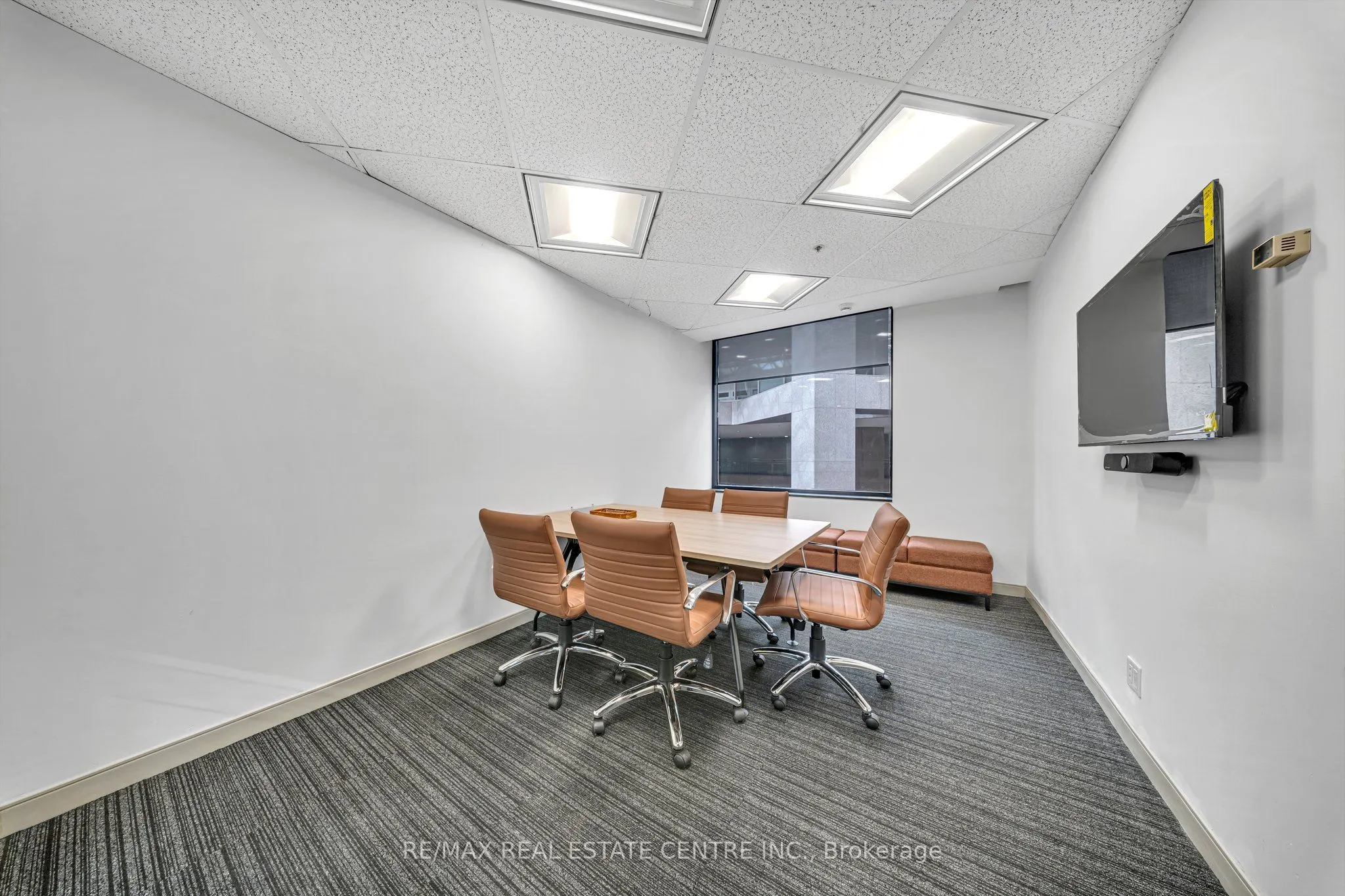5700 Yonge Street Road #200 F