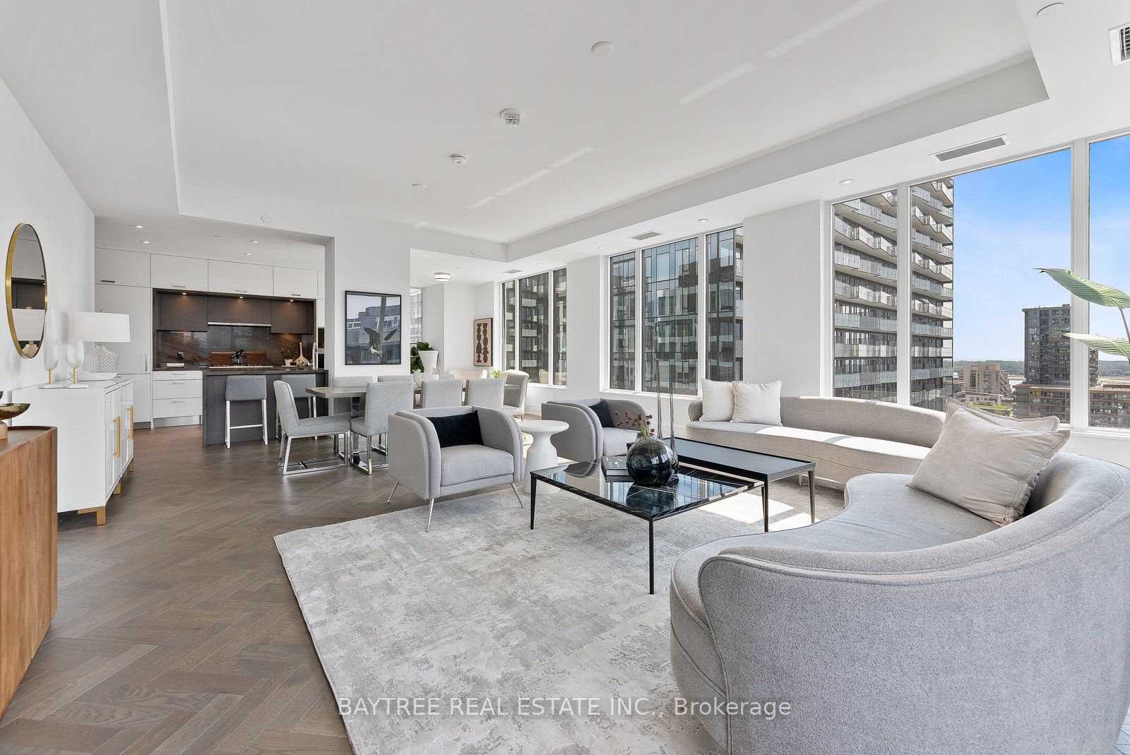 455 Wellington Street W #1108