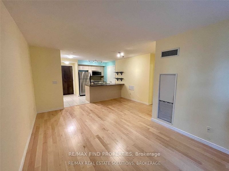 12 Yonge Street #1505