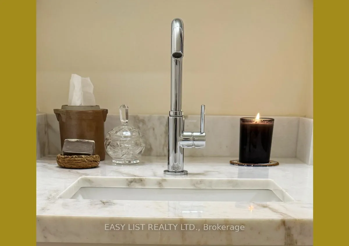 311 Richmond Street E, #301