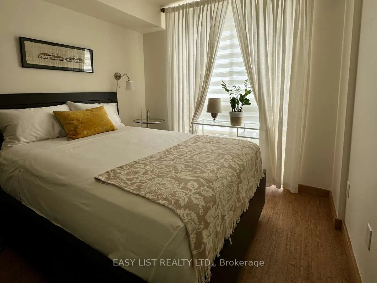 311 Richmond Street E, #301