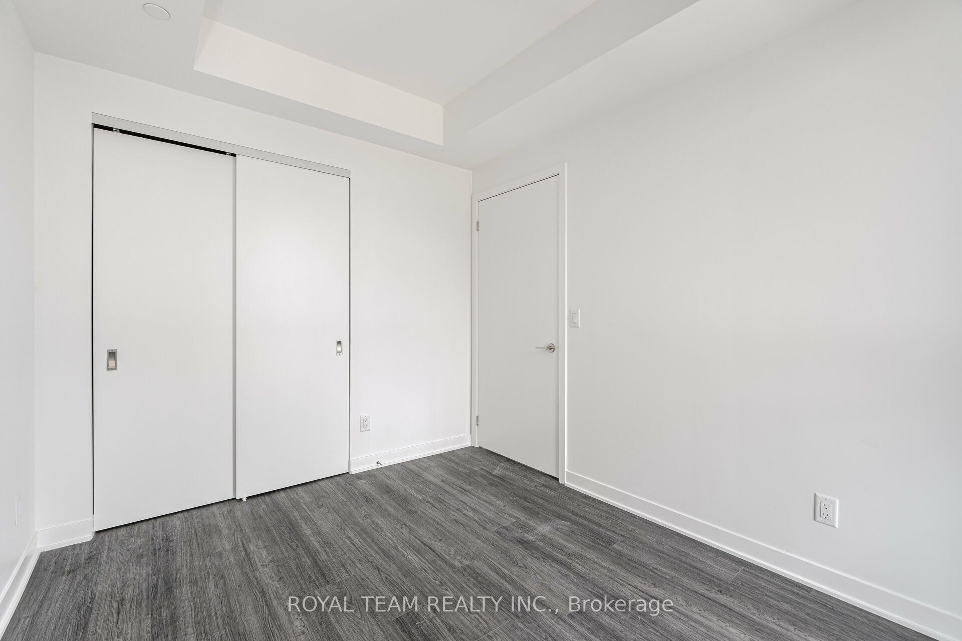 185 Alberta Avenue #1107