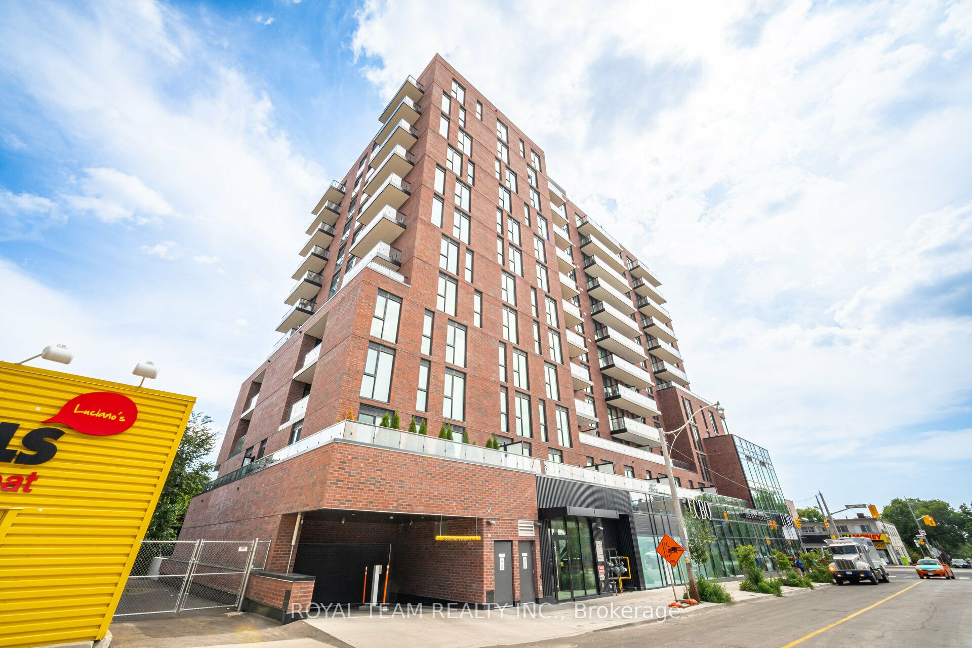 185 Alberta Avenue #1107