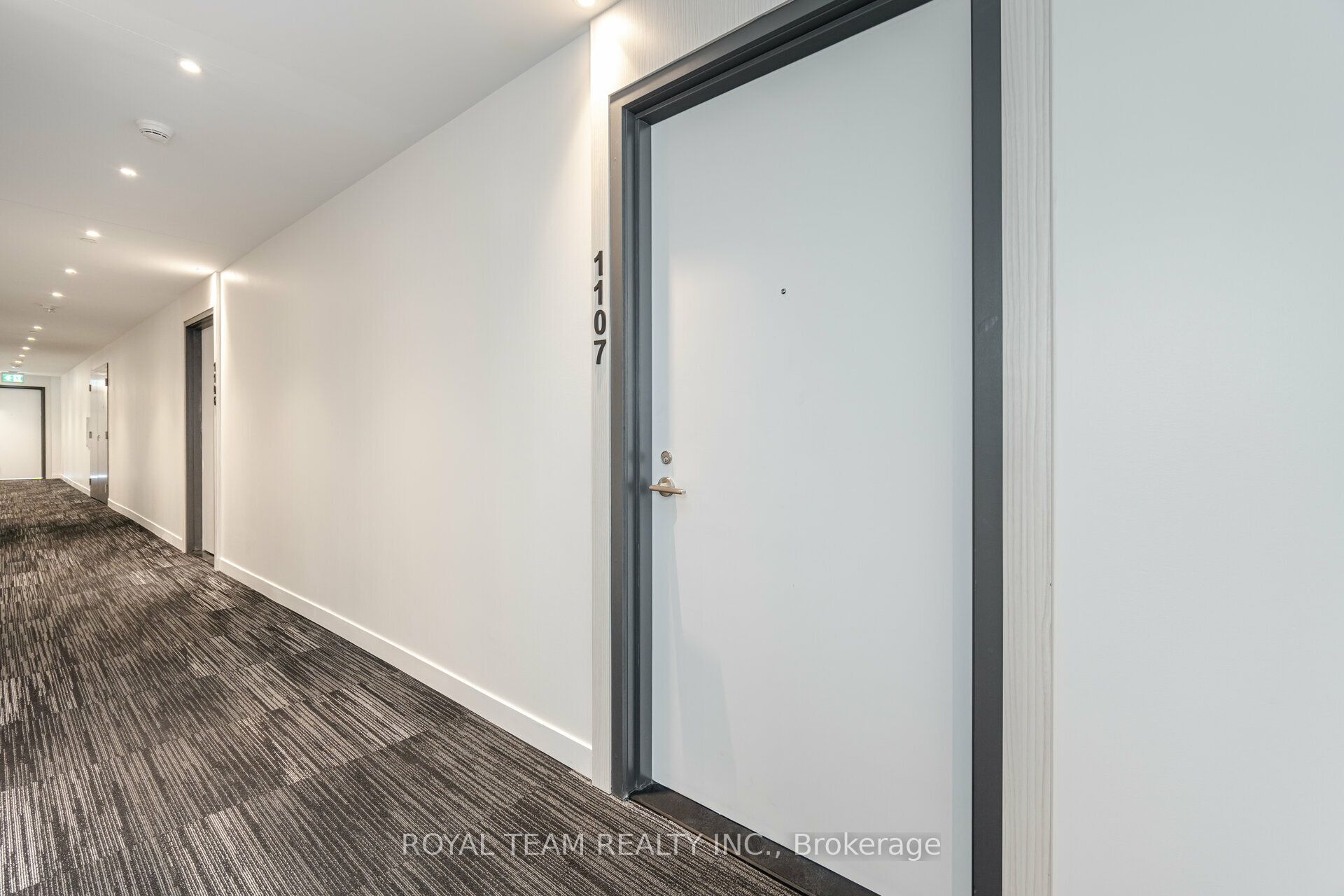 185 Alberta Avenue #1107
