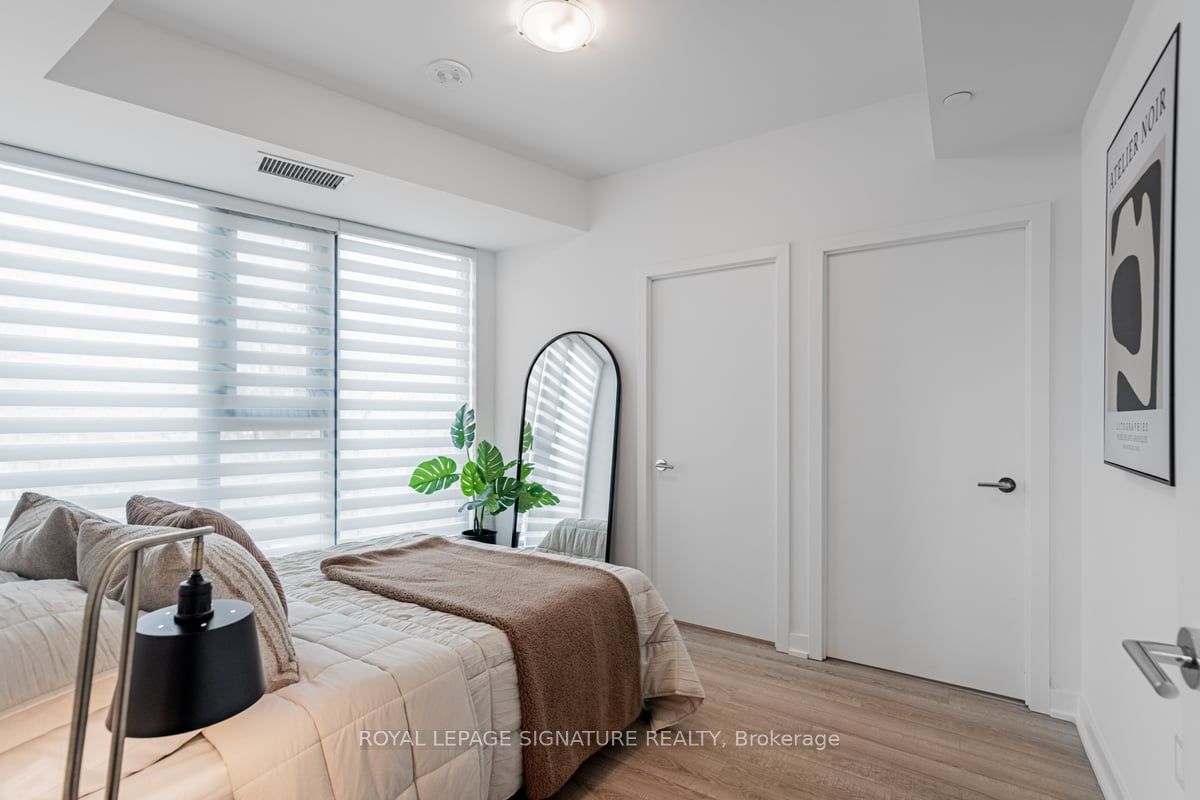 250 Lawrence Avenue W, #215