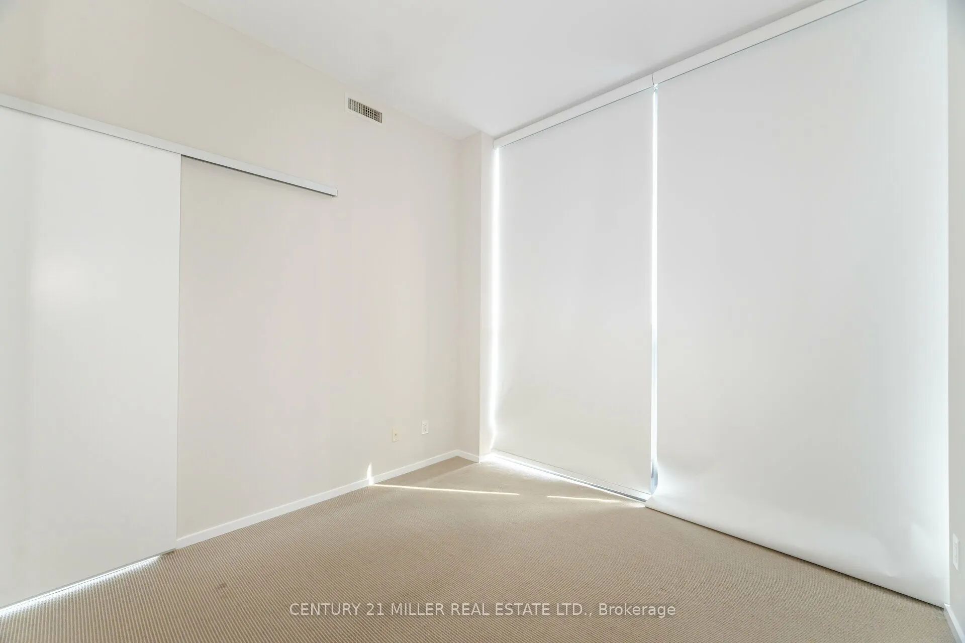 101 Charles Street E #1001