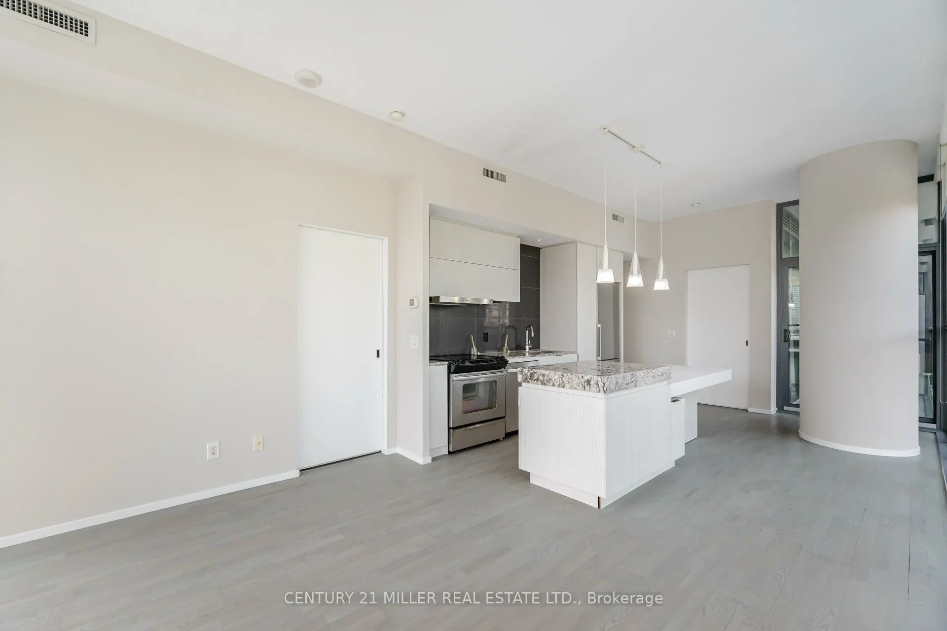 101 Charles Street E #1001