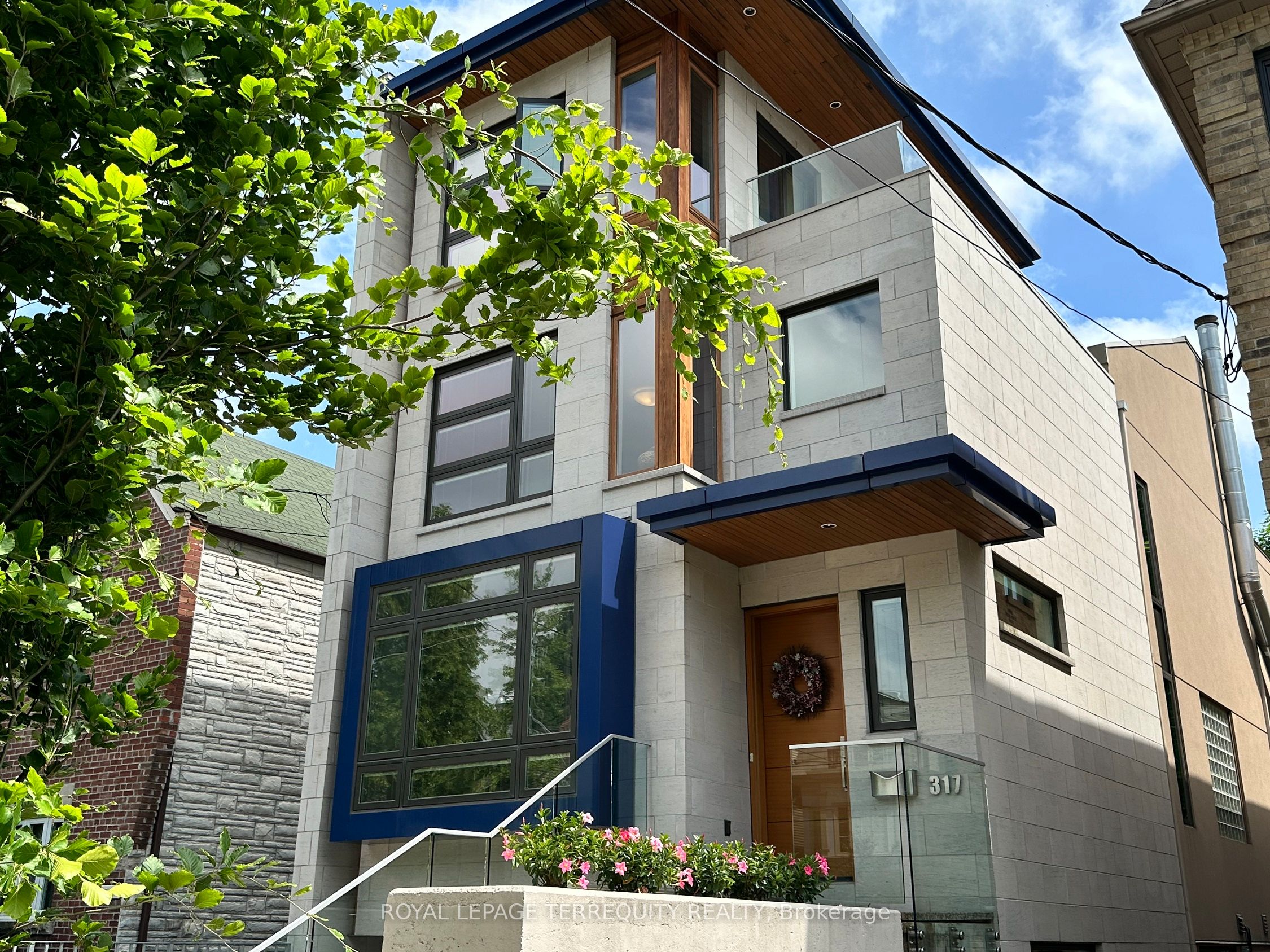 317 Keewatin Avenue