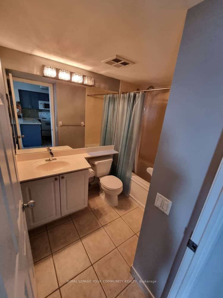 28 Harrison Garden Boulevard #706