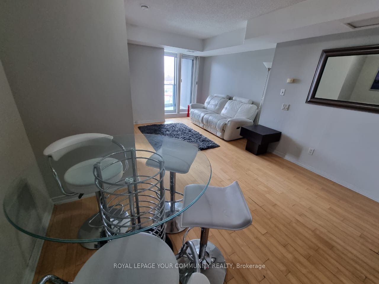 28 Harrison Garden Boulevard #706