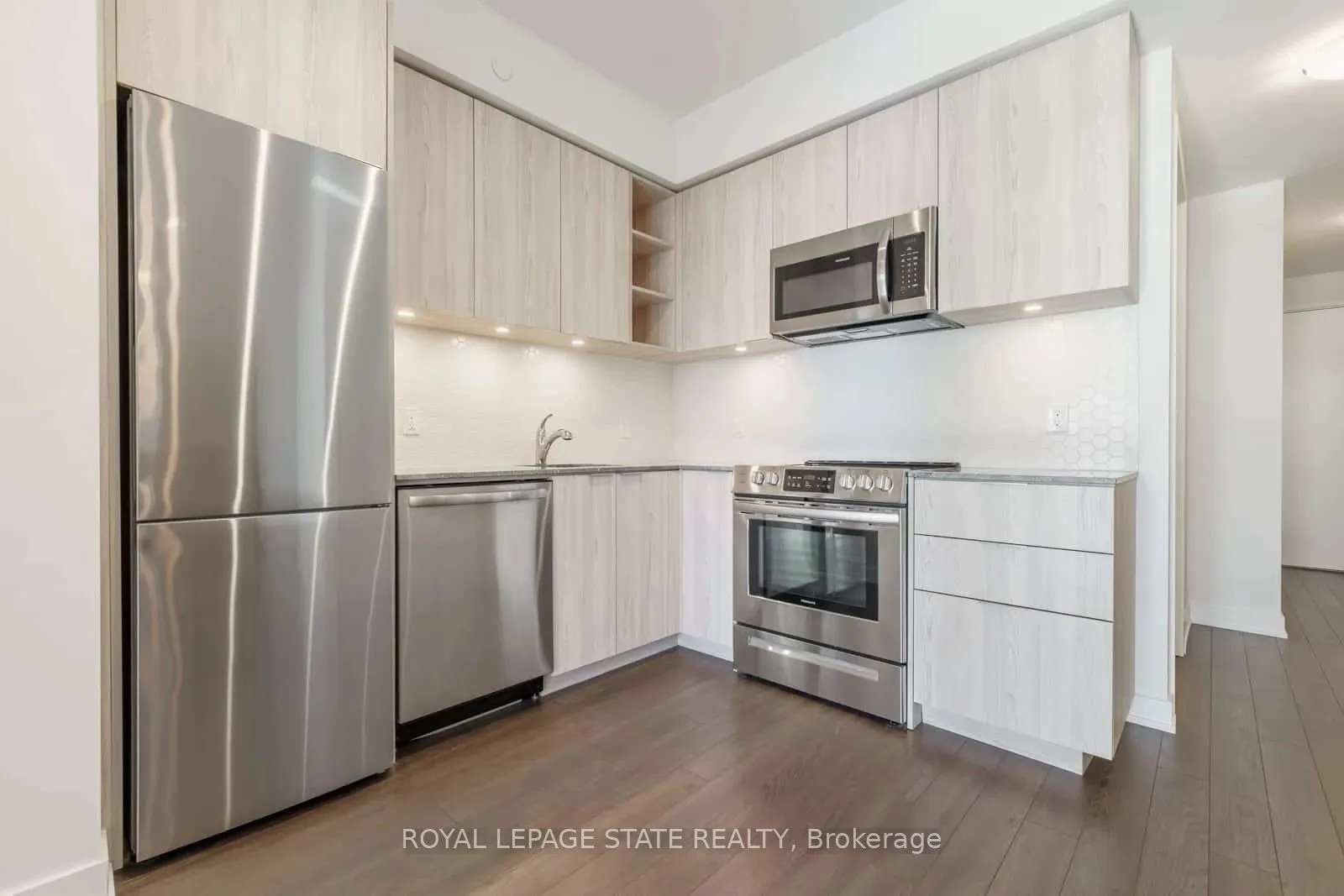 30 Ordnance Street, #1112