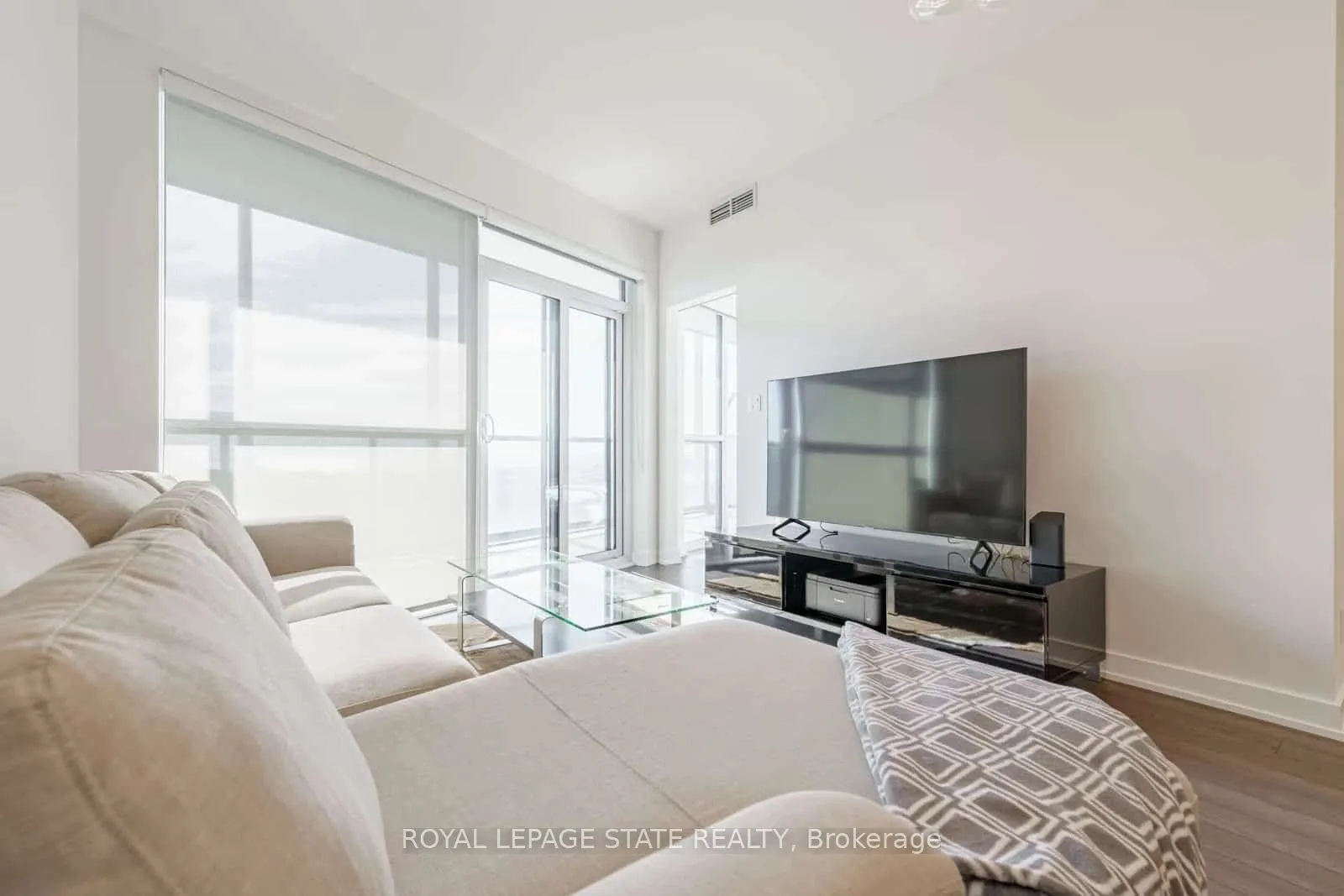 30 Ordnance Street, #1112