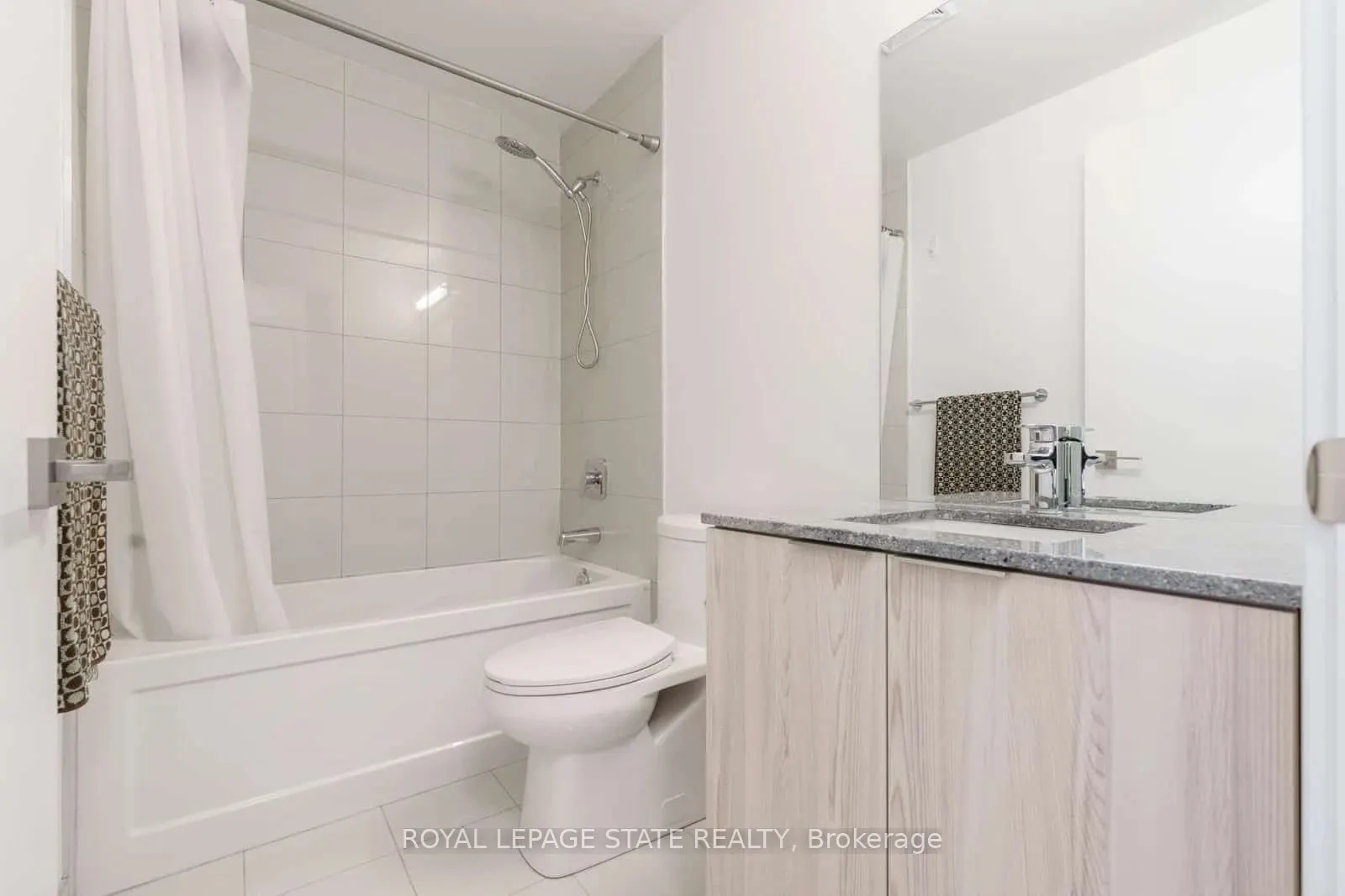 30 Ordnance Street, #1112