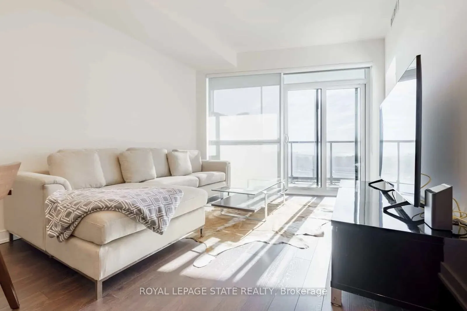 30 Ordnance Street, #1112