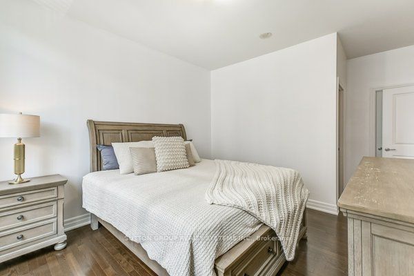 15 Rean Drive #408